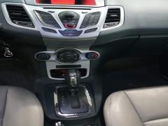 Ford Fiesta 2011 số tự động